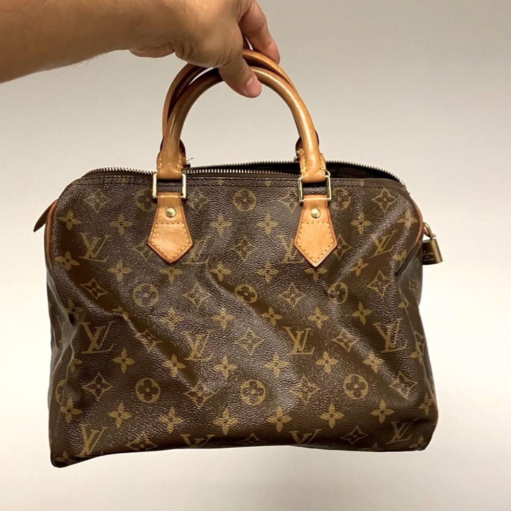 Louis Vuitton Speedy 30